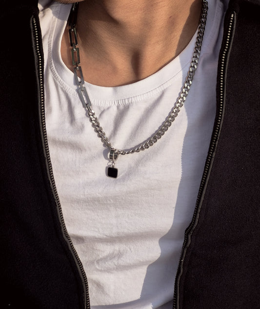 BLACK SEAL – Minimal Dual Chain Necklace