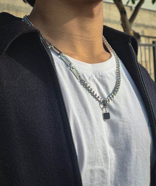 BLACK SEAL – Minimal Dual Chain Necklace