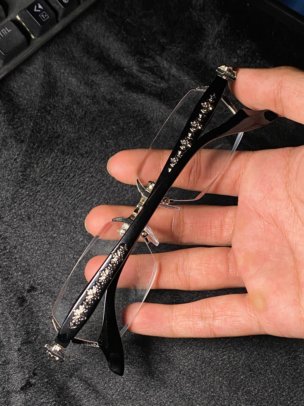 Silver Chrome Heart Rimless