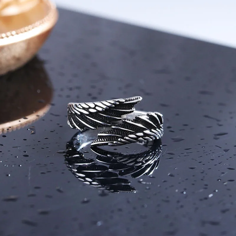Velour Wing Ring