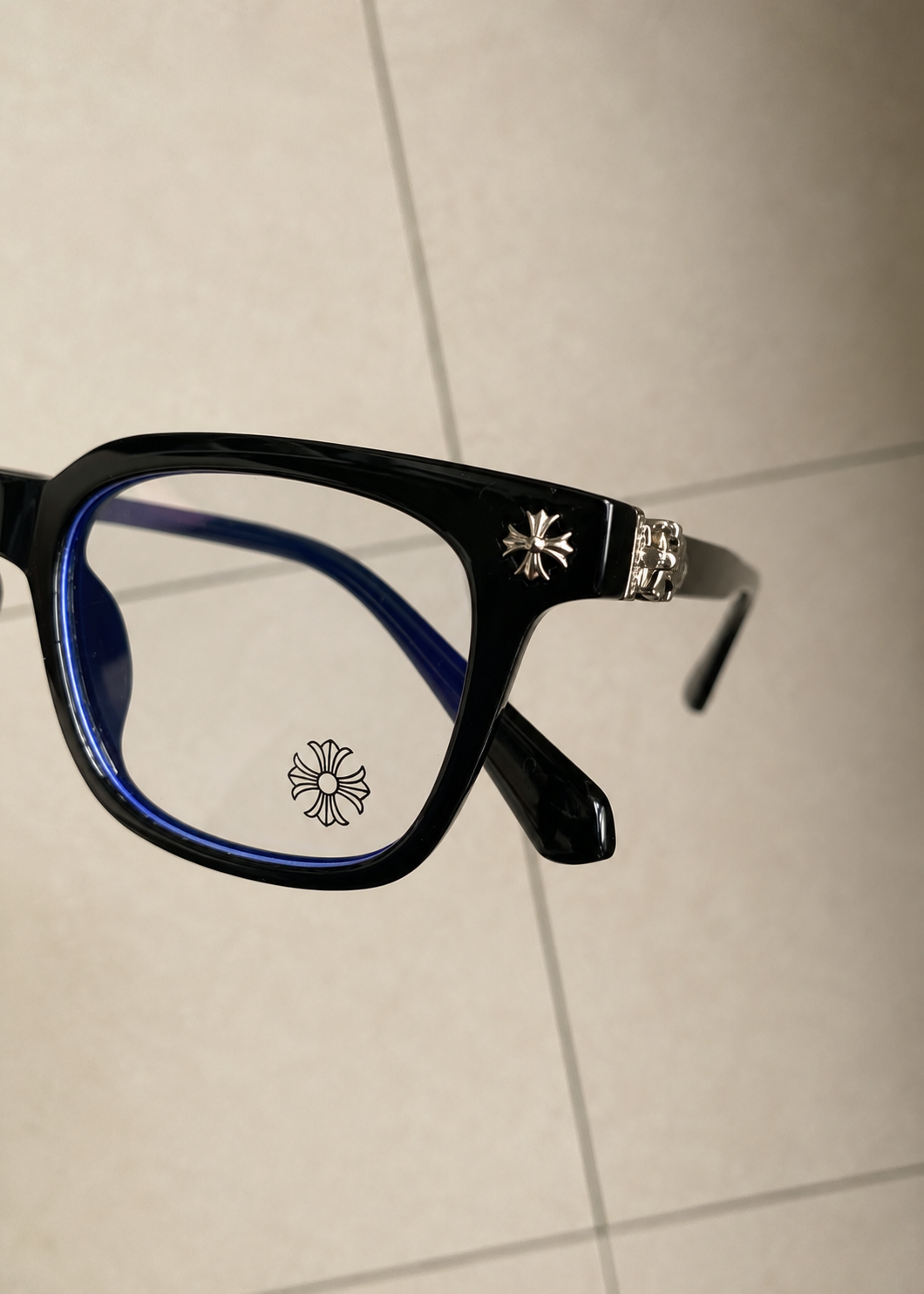 Black chrome heart frame