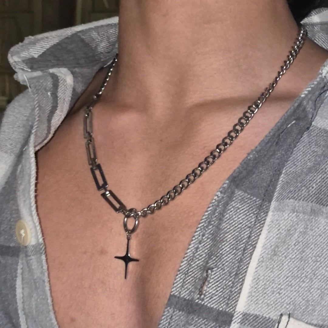 STAR AXIS Chain Necklace