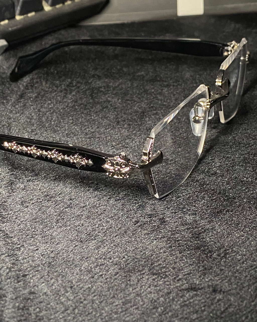 Silver Chrome Heart Rimless