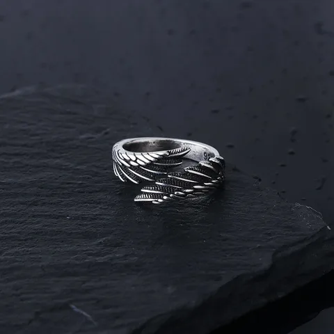 Velour Wing Ring