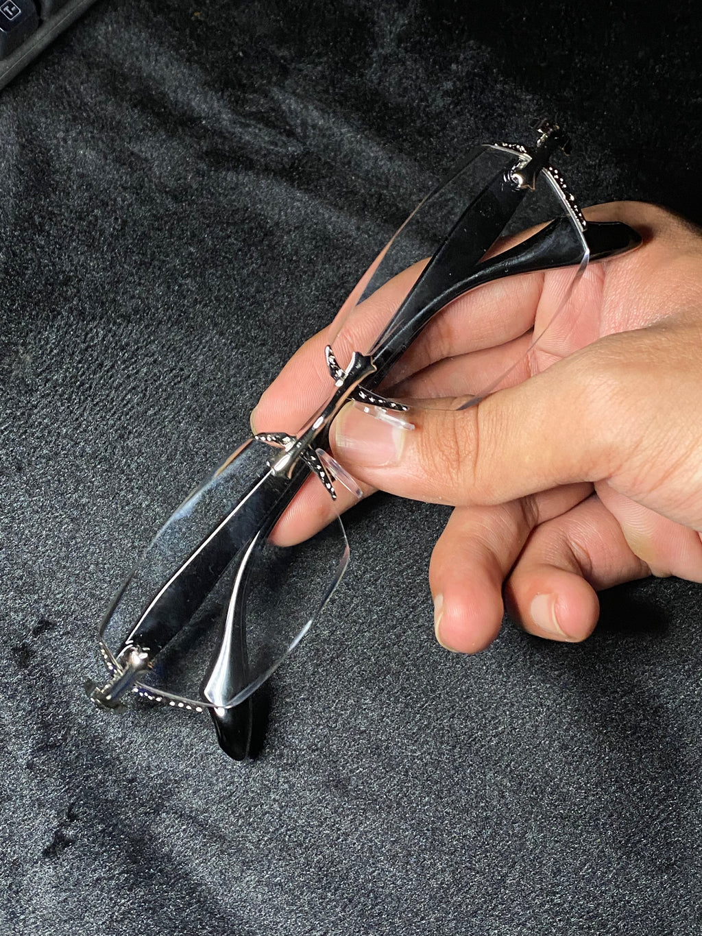 Silver Chrome Heart Rimless