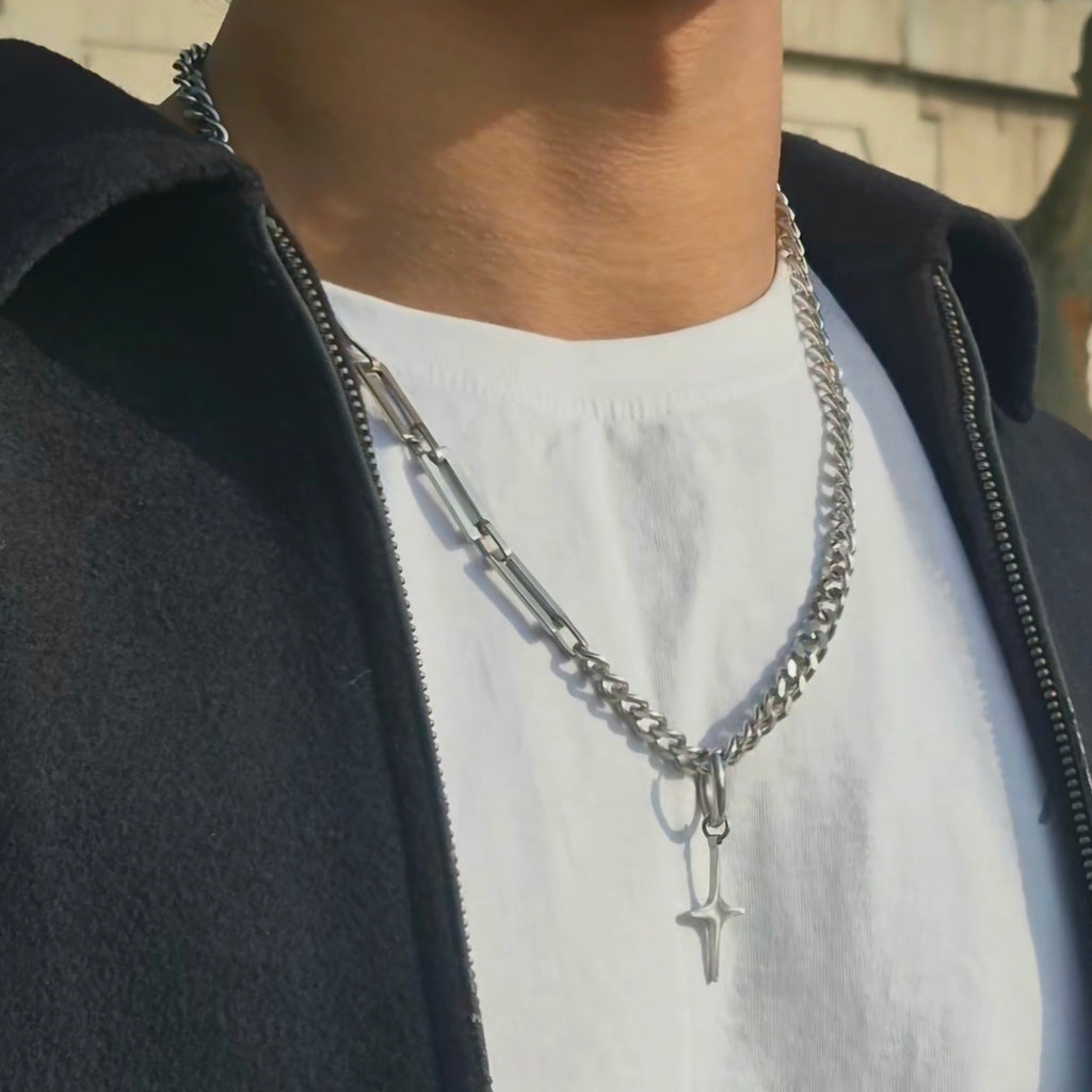 STAR AXIS Chain Necklace